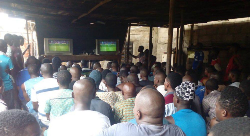 Football Viewing Centre: Requirements And How To Set It Up Football Viewing Centre