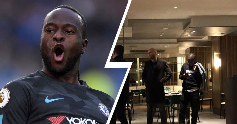 Victor Moses Pictured Dining With Inter Milan Teammates Moses Dining Inter Milan Teammates